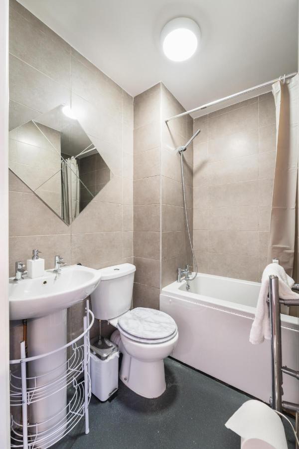 Perfect For Business And Leisure- Free Parking Appartement Southampton Buitenkant foto