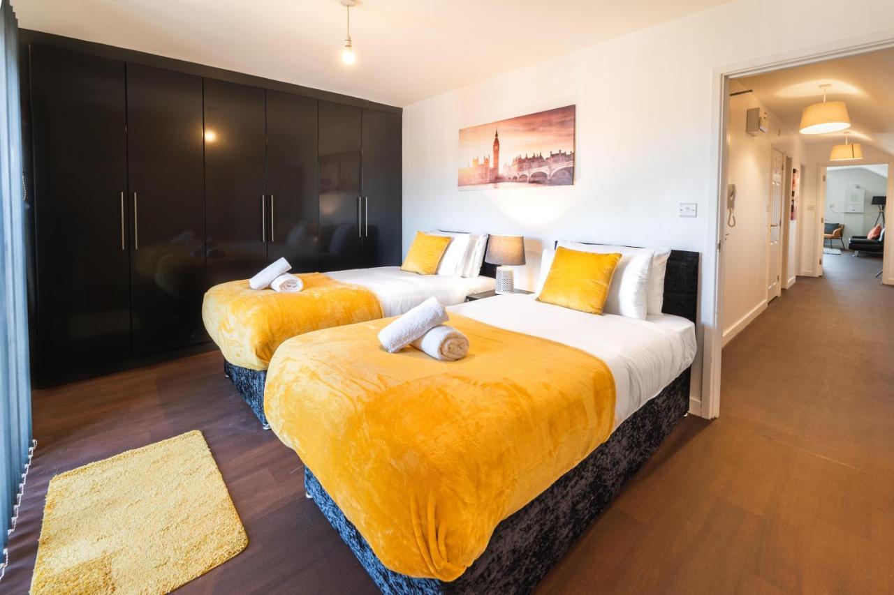 Perfect For Business And Leisure- Free Parking Appartement Southampton Buitenkant foto