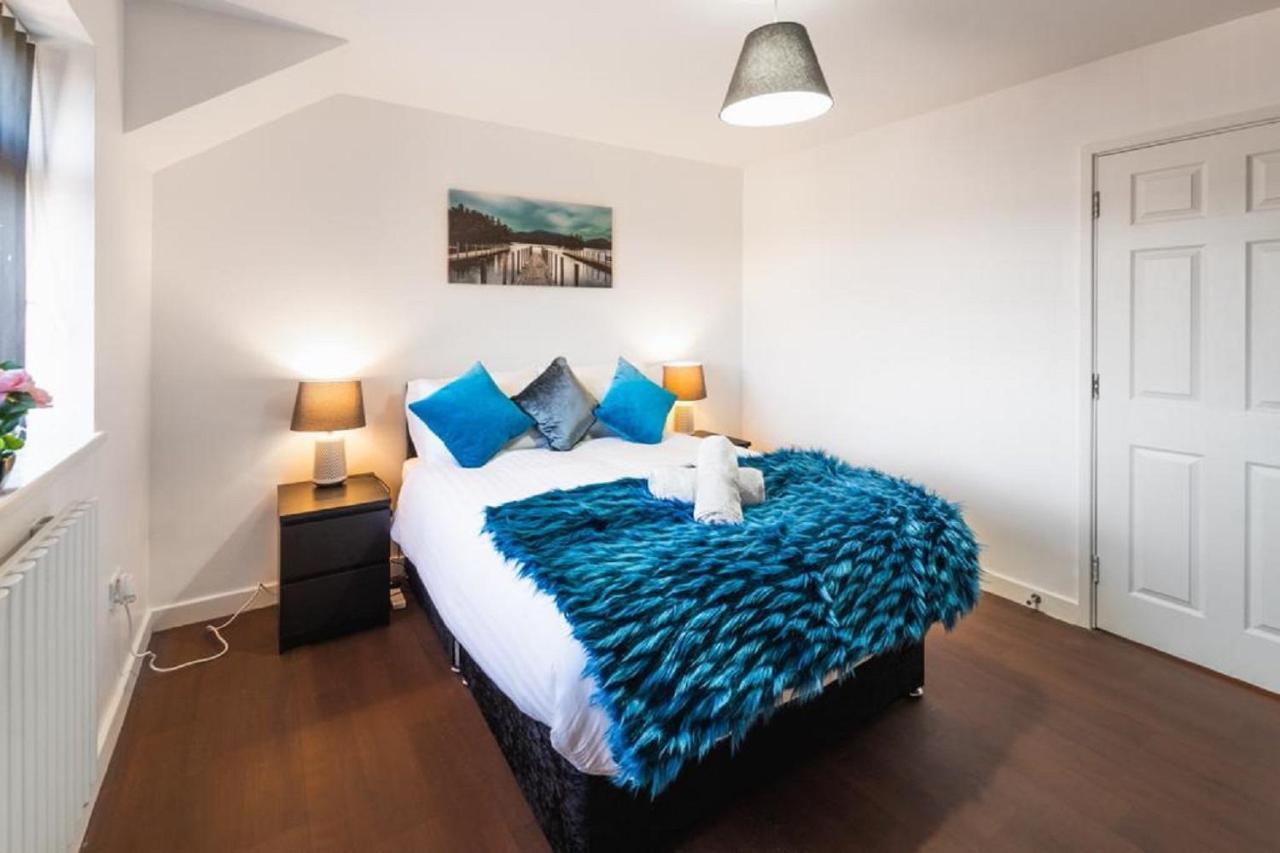 Perfect For Business And Leisure- Free Parking Appartement Southampton Buitenkant foto
